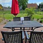 Stilvoll Eingerichtetes Ferienhaus In Ruhiger Lage