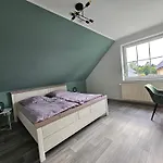 Stilvoll Eingerichtetes Ferienhaus In Ruhiger Lage